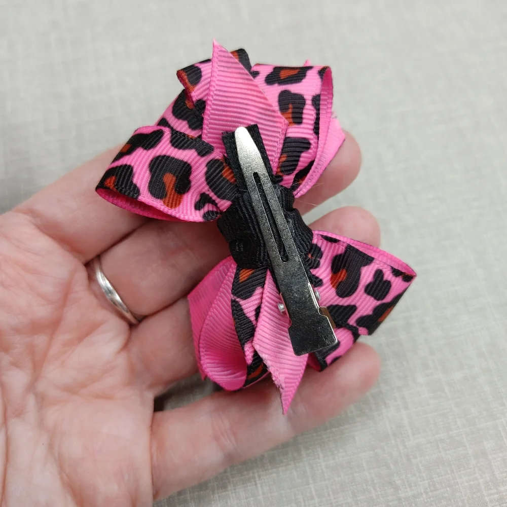 GREY TULLE MESH AND HOT PINK ANIMAL PRINT RIBBON HAIR BOWS